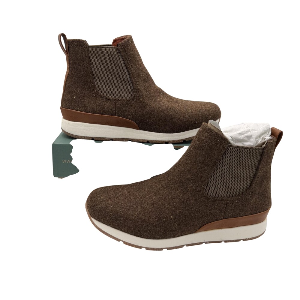 B.O.C Kara Boots Womens Size 7 Brown Wool Chelsea Ankle Pull On Booties